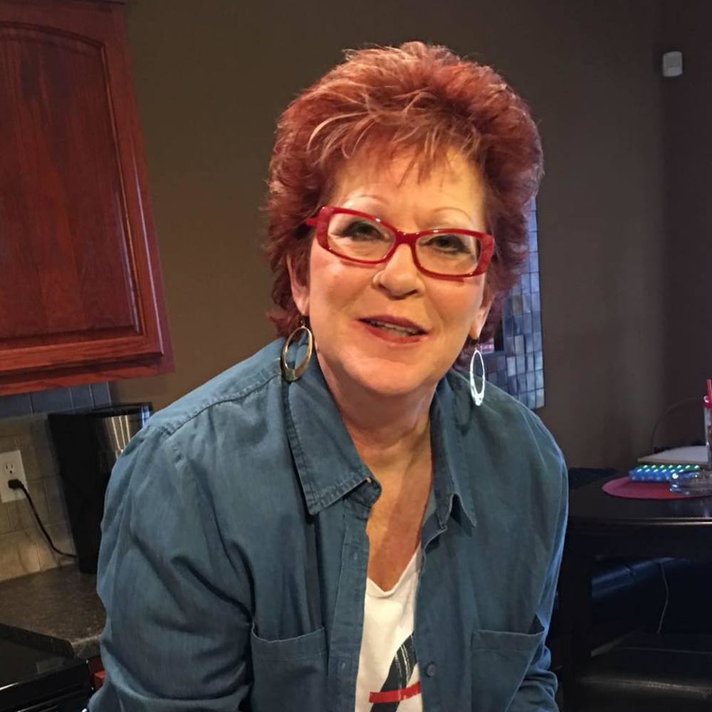 Meet your Posher, Debra